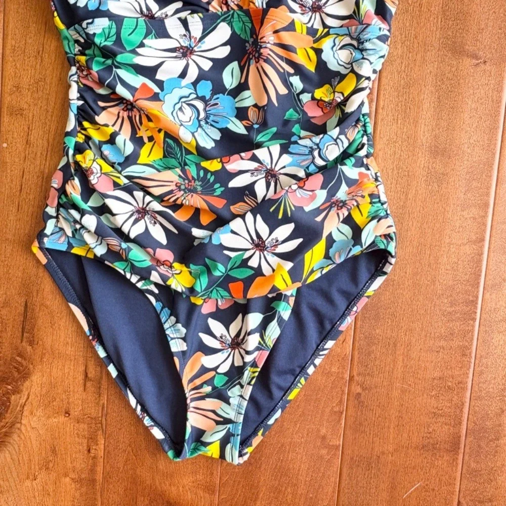 Ellen Tracy‎ Tummy Control One-Piece Swimsuit Size 8